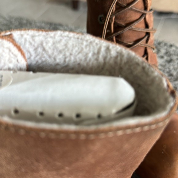 Timberland Boots - Picture 4 of 6